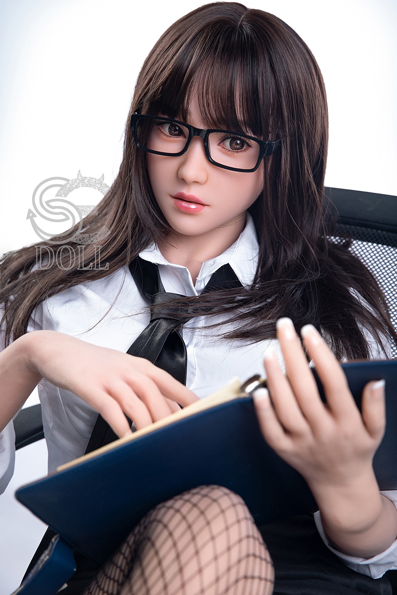 163cm / 5ft4" E-cup Yuuka.A (Teacher)