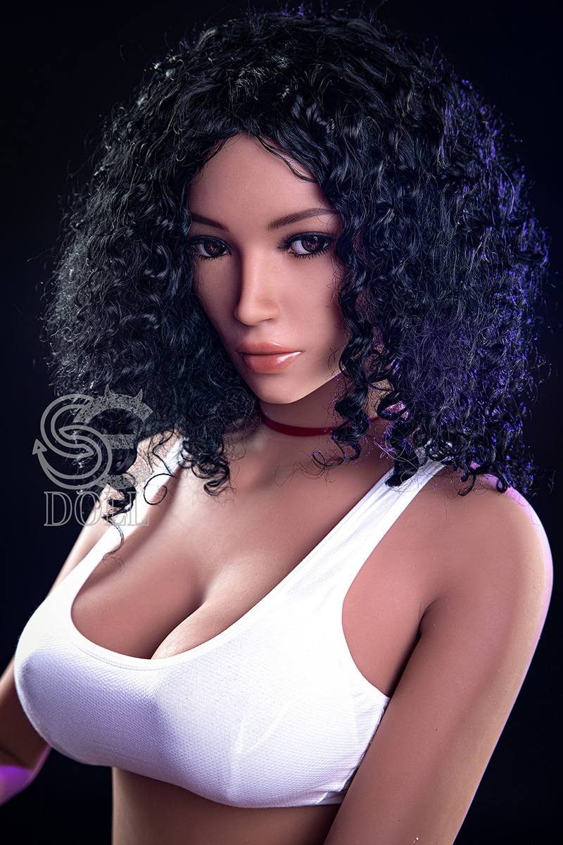 159cm/5ft3" H-cup Maggie.A