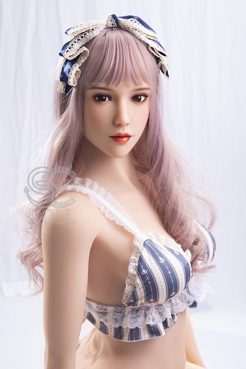 163cm / 5ft4" E-cup Queena.A (Yuuna)