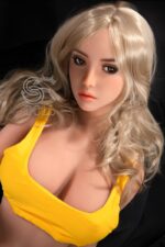 161cm / 5ft3" F-cup Jenny.A