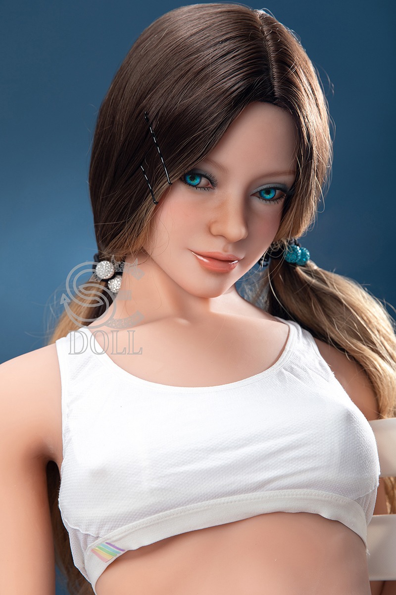 166cm / 5ft5" C-cup Kerry.A (Connie)