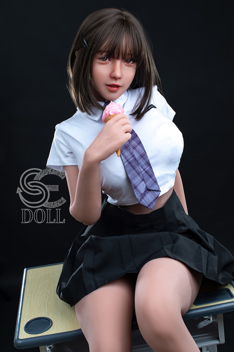 161cm / 5ft3" F-cup Angie.D (Akane)