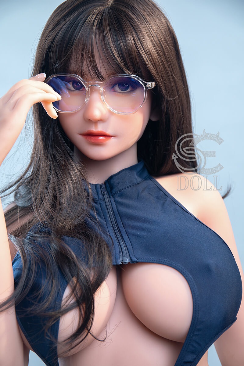 157cm / 5ft2" H-cup Phoebe.B - Image 1
