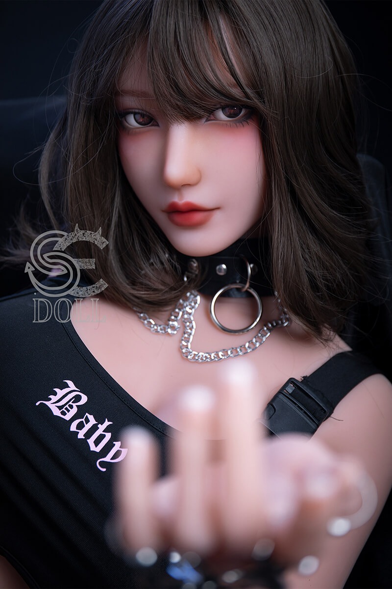 157cm / 5ft2" H-cup Makoto.A