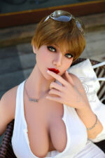 157cm / 5ft2" H-cup Nidalee.E - Image 3