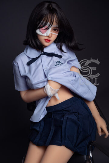 153cm / 5ft0" F-cup Ariel.B