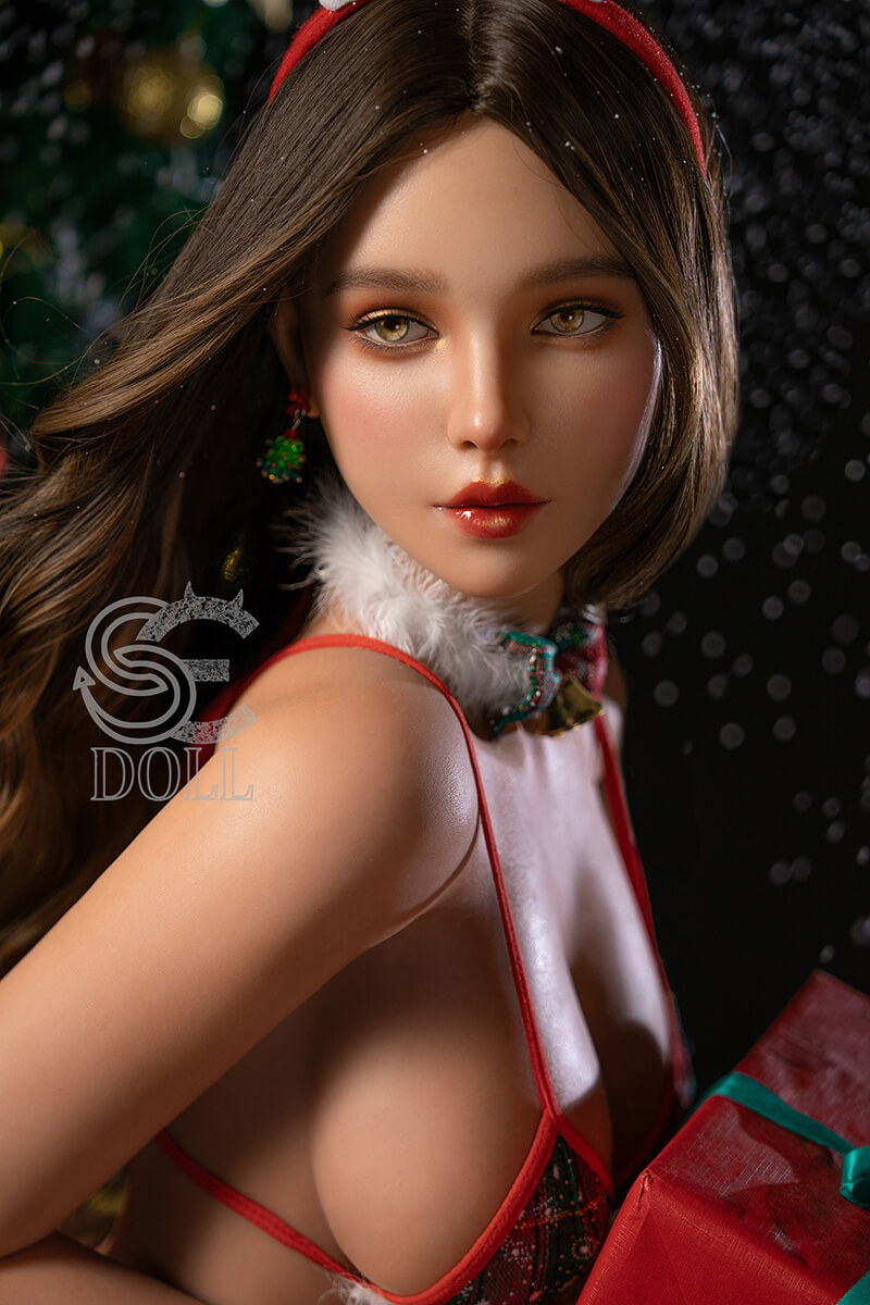 T165cm / 5ft5" C-cup Liam.D (Full silicone body with realistic skin texture)