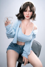 T161cm / 5ft3" C-cup Sylvia.A (Full silicone body with realistic skin texture)