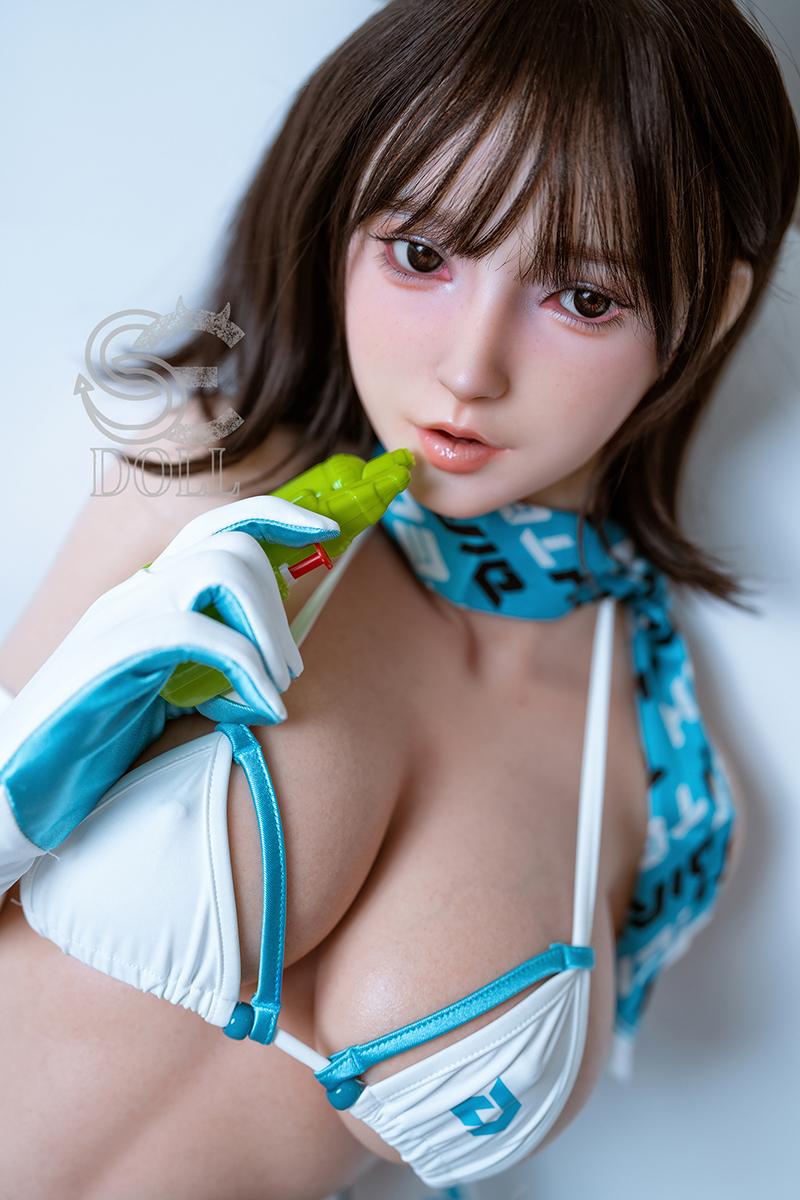 161cm / 5ft3" E-cup Melody.A(Full silicone)
