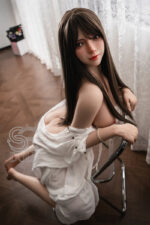 T165cm / 5ft5" C-cup Annika.J (Full silicone body with realistic skin texture) - Image 2