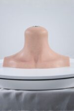 Silicone Head Stand - Image 2